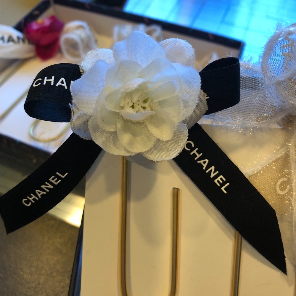 Chanel Ribbon 4” Paper Clips